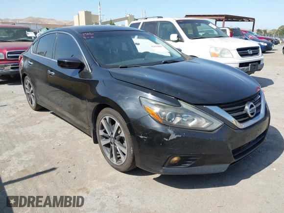 2017 Nissan Altima SV z VIN 1N4AL3AP3HC164982, wystawiony jako IAAI lot #42415869 z przebiegiem 205 081 mil mil oraz . Historia ofert i sprzedaży dostępna na DreamBid. Obrazek 1.