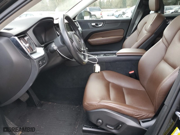 2018 Volvo XC60 Momentum with VIN YV4A22RK2J1020760, listed as a Copart auction lot 46124075 with 56,502 mi miles and Salvage Title. Bid and sale history available at carsss.com. Image 7.