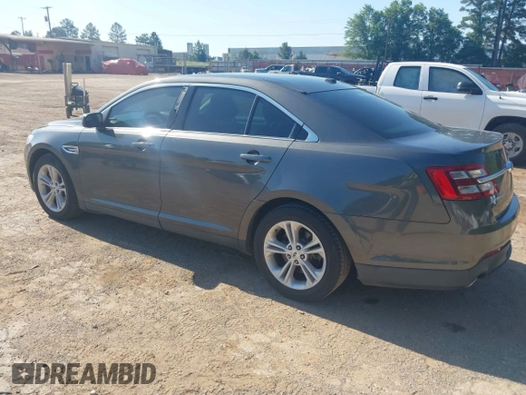 2017 Ford Taurus SE с VIN 1FAHP2D81HG110235, выставлен на аукционе IAAI как лот 42249870 с пробегом 131 811 миль миль и . История ставок и продаж доступна на DreamBid. Изображение 3.