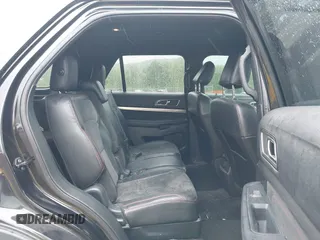 2019 Ford Explorer XLT с VIN 1FM5K8D86KGA81851, выставлен на аукционе IAAI как лот 42300021 с пробегом 54 486 миль миль и . История ставок и продаж доступна на DreamBid. Изображение 8.