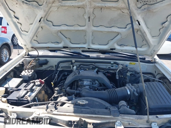 1999 Isuzu Rodeo S with VIN 4S2CK58W7X4325703, listed as a IAAI auction lot 42715480 with 205,420 mi miles and . Bid and sale history available at DreamBid. Image 10.