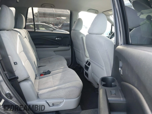 2016 Honda Pilot EX with VIN 5FNYF5H33GB015231, listed as a IAAI auction lot 41809357 with 145,970 mi miles. Bid and sale history available at carsss.com. Image 8.