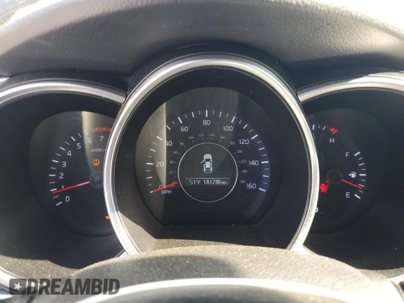 2014 Kia Optima EX z VIN 5XXGN4A7XEG304512, wystawiony jako Copart lot #50656505 z przebiegiem 141 746 mil mil oraz Szkoda całkowita • Salvage title. Historia ofert i sprzedaży dostępna na DreamBid. Obrazek 9.