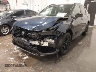 2025 Honda CR-V Sport-L with VIN 7FARS6H86SE048805, listed as a IAAI auction lot 41948021 with 8,532 mi miles and . Bid and sale history available at DreamBid. Image 6.