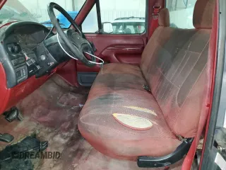 1993 Ford F-150 with VIN 2FTDF15Y4PCA19318, listed as a Copart auction lot 41641995 with 188,236 mi miles and Non Repairable. Bid and sale history available at carsss.com. Image 7.