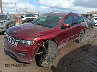 2020 Jeep Grand Cherokee Laredo E z VIN 1C4RJFAG8LC414441, wystawiony jako Copart lot #53755605 z przebiegiem 74 136 mil mil oraz Szkoda całkowita • Salvage title. Historia ofert i sprzedaży dostępna na DreamBid. Obrazek 1.
