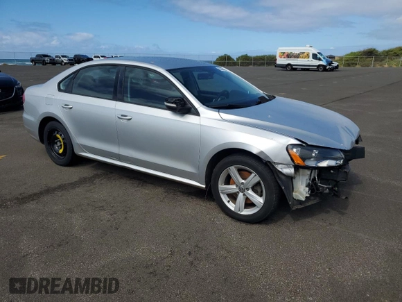 2013 Volkswagen Passat Wolfsburg Edition with VIN 1VWAP7A37DC083820, listed as a Copart auction lot 61404064 with 100,754 mi miles and Salvage title. Bid and sale history available at DreamBid. Image 4.