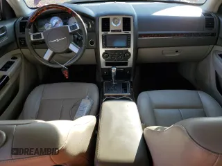 2009 Chrysler 300 Limited with VIN 2C3KA33VX9H584242, listed as a Copart auction lot 81348114 with 184,842 mi miles and Salvage Title. Bid and sale history available at carsss.com. Image 8.