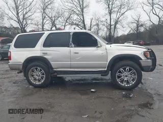 1997 Toyota 4Runner SR5 with VIN JT3GN86R8V0042416, listed as a IAAI auction lot 41566895 with 374,765 mi miles and . Bid and sale history available at DreamBid. Image 13.
