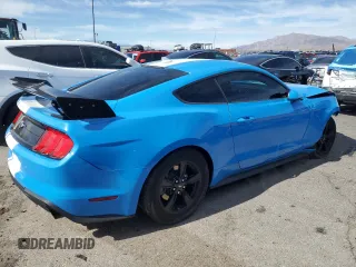 2022 Ford Mustang EcoBoost with VIN 1FA6P8TH0N5132584, listed as a Copart auction lot 45401895 with 14,658 mi miles and Salvage Title. Bid and sale history available at carsss.com. Image 3.