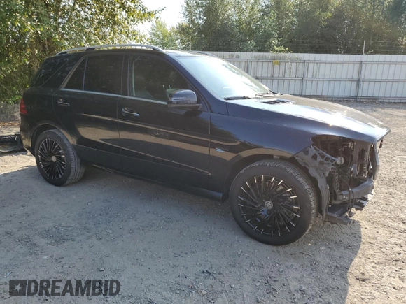 2016 Mercedes-Benz GLE 550e with VIN 4JGDA6DB1GA743523, listed as a Copart auction lot 66542924 with 118,717 mi miles and Salvage title. Bid and sale history available at DreamBid. Image 4.