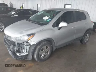 2022 Chevrolet Trax LS with VIN KL7CJKSM9NB543040, listed as a IAAI auction lot 41461219 with 38,157 mi miles and . Bid and sale history available at DreamBid. Image 2.