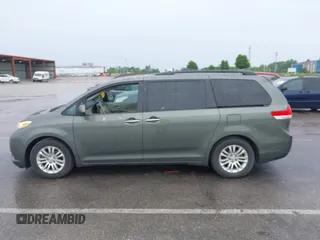 2011 Toyota Sienna XLE AAS with VIN 5TDYK3DC7BS041020, listed as a IAAI auction lot 42218328 with Not Provided miles and . Bid and sale history available at DreamBid. Image 14.