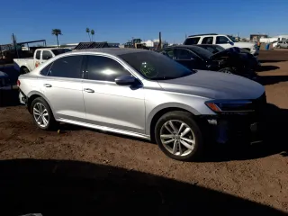2020 Volkswagen Passat 2.0T SE with VIN 1VWWA7A38LC024619, listed as a Copart auction lot 40283213 with 28,860 mi miles. Bid and sale history available at carsss.com. Image 4.
