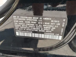 2012 Volkswagen Passat SE with VIN 1VWBH7A32CC094465, listed as a IAAI auction lot 41998550 with 139,833 mi miles. Bid and sale history available at carsss.com. Image 9.