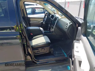 2007 Mercury Mountaineer Premier with VIN 4M2EU48817UJ08510, listed as a IAAI auction lot 42601474 with 178,331 mi miles and . Bid and sale history available at DreamBid. Image 5.