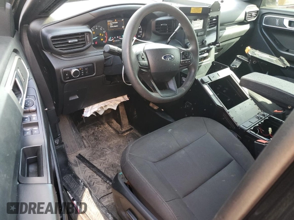 2023 Ford Police Interceptor Utility z VIN 1FM5K8AB4PGA20067, wystawiony jako Copart lot #52790805 z przebiegiem 26 755 mil mil oraz Szkoda całkowita • Salvage title. Historia ofert i sprzedaży dostępna na DreamBid. Obrazek 8.