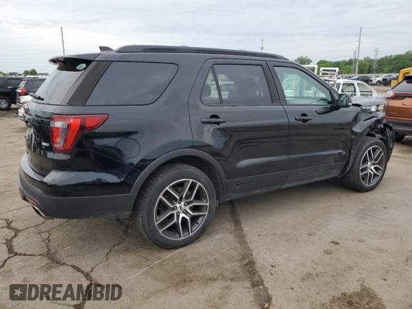 2017 Ford Explorer Sport z VIN 1FM5K8GT5HGB20714, wystawiony jako Copart lot #58345785 z przebiegiem 135 976 mil mil oraz Czysty tytuł • Clean title. Historia ofert i sprzedaży dostępna na DreamBid. Obrazek 3.