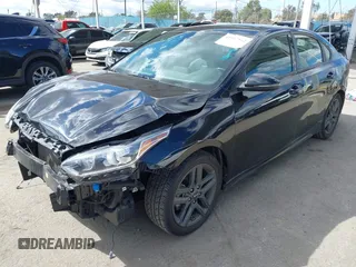 2021 Kia Forte GT-Line with VIN 3KPF34AD2ME272864, listed as a IAAI auction lot 41917512 with 62,610 mi miles. Bid and sale history available at carsss.com. Image 18.