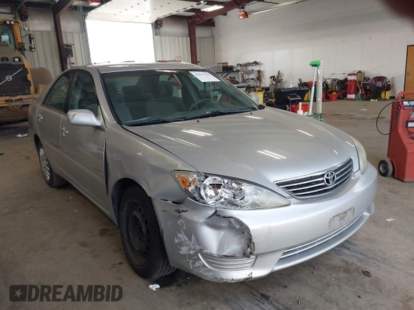 2006 Toyota Camry STD with VIN 4T1BE32K96U143374, listed as a IAAI auction lot 42011346 with 248,517 mi miles. Bid and sale history available at carsss.com. Image 1.