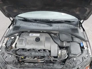 2008 Volvo S80 3.0L Turbo with VIN YV1AH992681073945, listed as a IAAI auction lot 42019998 with 243,340 mi miles. Bid and sale history available at carsss.com. Image 10.