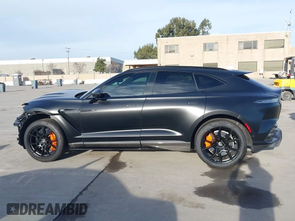 2023 Aston Martin DBX 707 z VIN SD7VUJBW8PTV07531, wystawiony jako IAAI lot #41608734 z przebiegiem 8476 mil mil oraz . Historia ofert i sprzedaży dostępna na DreamBid. Obrazek 15.