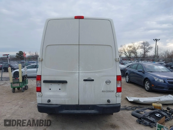 2018 Nissan NV Cargo S z VIN 1N6BF0LY0JN807791, wystawiony jako IAAI lot #41868591 z przebiegiem 128 813 mil mil oraz . Historia ofert i sprzedaży dostępna na DreamBid. Obrazek 17.