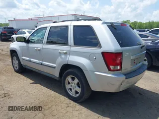 2007 Jeep Grand Cherokee Laredo with VIN 1J8GS48K47C516272, listed as a IAAI auction lot 42155035 with 181,132 mi miles. Bid and sale history available at carsss.com. Image 3.