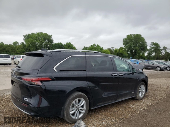 2021 Toyota Sienna Limited with VIN 5TDZRKEC6MS012684, listed as a Copart auction lot 61996195 with 80,609 mi miles and Salvage title. Bid and sale history available at DreamBid. Image 3.