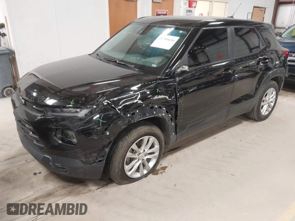 2022 Chevrolet TrailBlazer LS with VIN KL79MNSL2NB014071, listed as a IAAI auction lot 41709650 with 148,997 mi miles. Bid and sale history available at carsss.com. Image 2.