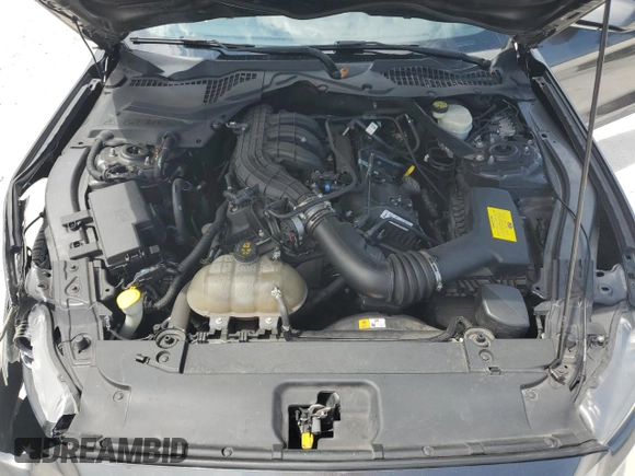 2017 Ford Mustang V6 z VIN 1FATP8EM4H5238649, wystawiony jako Copart lot #59059685 z przebiegiem 102 156 mil mil oraz Szkoda całkowita • Salvage title. Historia ofert i sprzedaży dostępna na DreamBid. Obrazek 11.