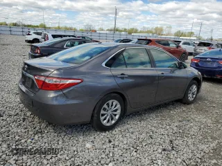 2015 Toyota Camry XLE with VIN 4T4BF1FKXFR453051, listed as a Copart auction lot 49797894 with 154,038 mi miles and Salvage Title. Bid and sale history available at DreamBid. Image 3.