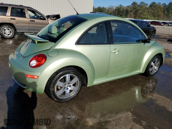2006 Volkswagen Beetle with VIN 3VWRW31C76M402908, listed as a Copart auction lot 87393604 with 63,197 mi miles and Salvage title. Bid and sale history available at DreamBid. Image 3.