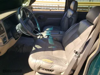 1999 Chevrolet Tahoe with VIN 1GNEC13R3XJ382890, listed as a Copart auction lot 53373665 with 204,962 mi miles and Clean Title. Bid and sale history available at carsss.com. Image 7.