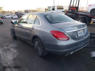2015 Mercedes-Benz C-Class C 300 Luxury with VIN 55SWF4KB7FU090349, listed as a IAAI auction lot 41867759 with 81,275 mi miles. Bid and sale history available at carsss.com. Image 3.