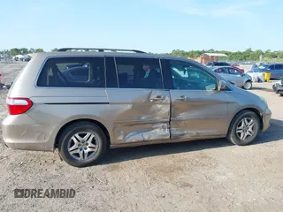2006 Honda Odyssey EX-L с VIN 5FNRL38656B411090, выставлен на аукционе IAAI как лот 42336092 с пробегом 214 963 миль миль и . История ставок и продаж доступна на DreamBid. Изображение 13.