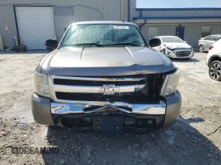2009 Chevrolet Silverado 1500 LT with VIN 3GCEK23379G230726, listed as a Copart auction lot 50151605 with 203,726 mi miles and Salvage Title. Bid and sale history available at DreamBid. Image 5.
