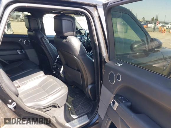 2019 Land Rover Range Rover Sport Dynamic with VIN SALWR2RE8KA854105, listed as a IAAI auction lot 42399731 with 100,618 mi miles and . Bid and sale history available at DreamBid. Image 8.