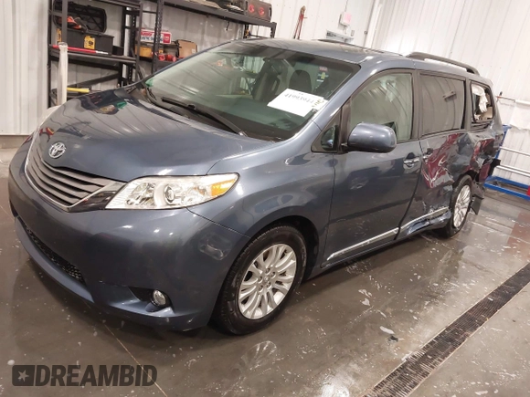 2017 Toyota Sienna XLE Auto Access Seat with VIN 5TDYZ3DC1HS837895, listed as a IAAI auction lot 41993944 with 115,771 mi miles and . Bid and sale history available at DreamBid. Image 21.