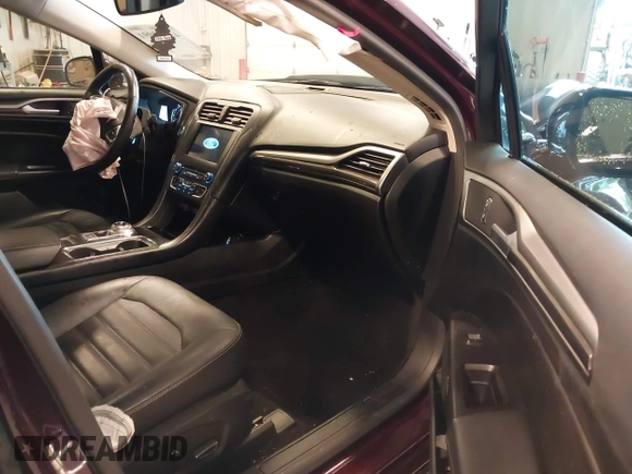 2017 Ford Fusion SE with VIN 3FA6P0HD7HR348618, listed as a IAAI auction lot 42525091 with 63,022 mi miles and . Bid and sale history available at DreamBid. Image 5.