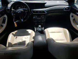 2017 Infiniti QX30 Premium z VIN SJKCH5CP5HA036085, wystawiony jako Copart lot #51936665 z przebiegiem 74 876 mil mil oraz Tytuł czysty. Historia ofert i sprzedaży dostępna na DreamBid. Obrazek 8.