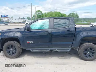 2017 Chevrolet Colorado 4WD Z71 z VIN 1GCGTDENXH1223251, wystawiony jako IAAI lot #42205600 z przebiegiem 108 994 mil mil oraz . Historia ofert i sprzedaży dostępna na DreamBid. Obrazek 15.
