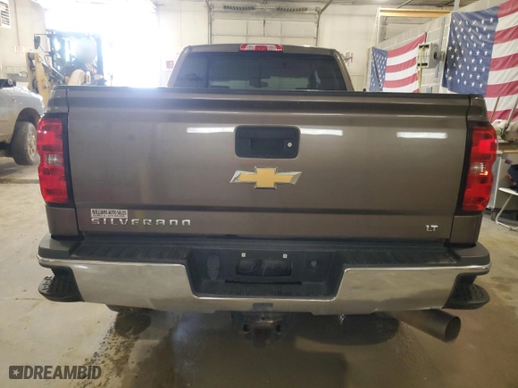 2015 Chevrolet Silverado 2500HD LT with VIN 1GC1KVE8XFF116516, listed as a Copart auction lot 43725145 with 186,219 mi miles and Clean Title. Bid and sale history available at carsss.com. Image 6.