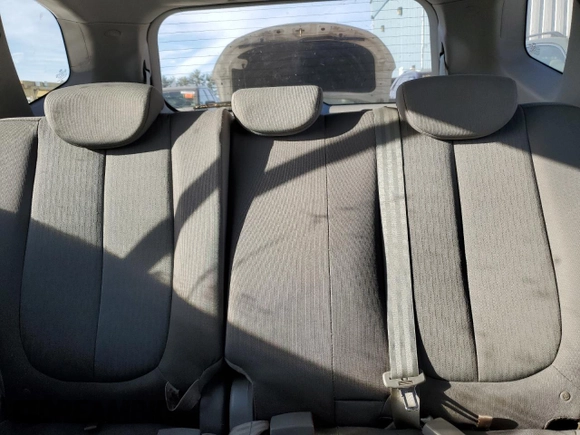 2008 Kia Rondo LX with VIN KNAFG525387171417, listed as a Copart auction lot 81407994 with 78,977 mi miles and Clean Title. Bid and sale history available at carsss.com. Image 10.