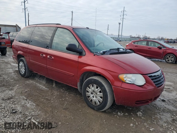 2006 Chrysler Town & Country LWB LX with VIN 2A4GP44R06R732549, listed as a Copart auction lot 44544335 with 197,558 mi miles and Clean Title. Bid and sale history available at carsss.com. Image 4.