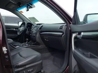 2015 Kia Sorento EX with VIN 5XYKU4A72FG628631, listed as a IAAI auction lot 41802719 with 69,888 mi miles. Bid and sale history available at carsss.com. Image 5.