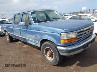 1994 Ford F-350 with VIN 1FTJW35K3REA09547, listed as a IAAI auction lot 41953364 with 211,299 mi miles and . Bid and sale history available at DreamBid. Image 1.