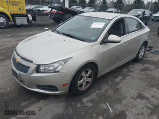 2013 Chevrolet Cruze 1LT with VIN 1G1PC5SB7D7193089, listed as a IAAI auction lot 41148186 with 144,900 mi miles. Bid and sale history available at carsss.com. Image 17.