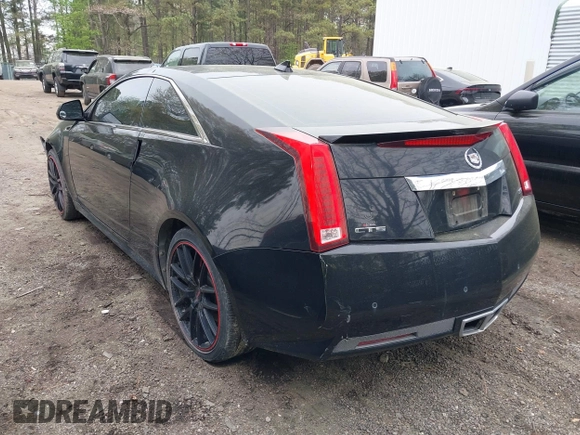 2012 Cadillac CTS z VIN 1G6DA1E33C0105436, wystawiony jako IAAI lot #41961642 z przebiegiem 114 383 mil mil oraz . Historia ofert i sprzedaży dostępna na DreamBid. Obrazek 3.