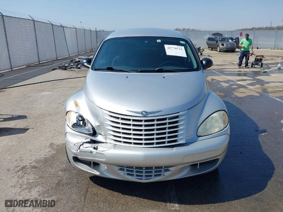 2005 Chrysler PT Cruiser Touring with VIN 3C4FY58B45T552391, listed as a IAAI auction lot 41770711 with 85,910 mi miles. Bid and sale history available at carsss.com. Image 12.